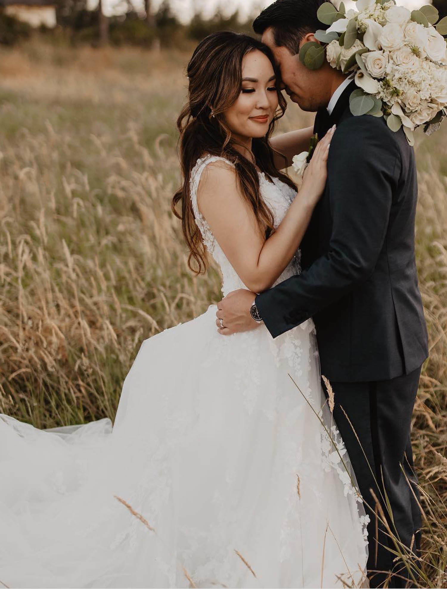 hoto of the real bride and groom. Mobile Image